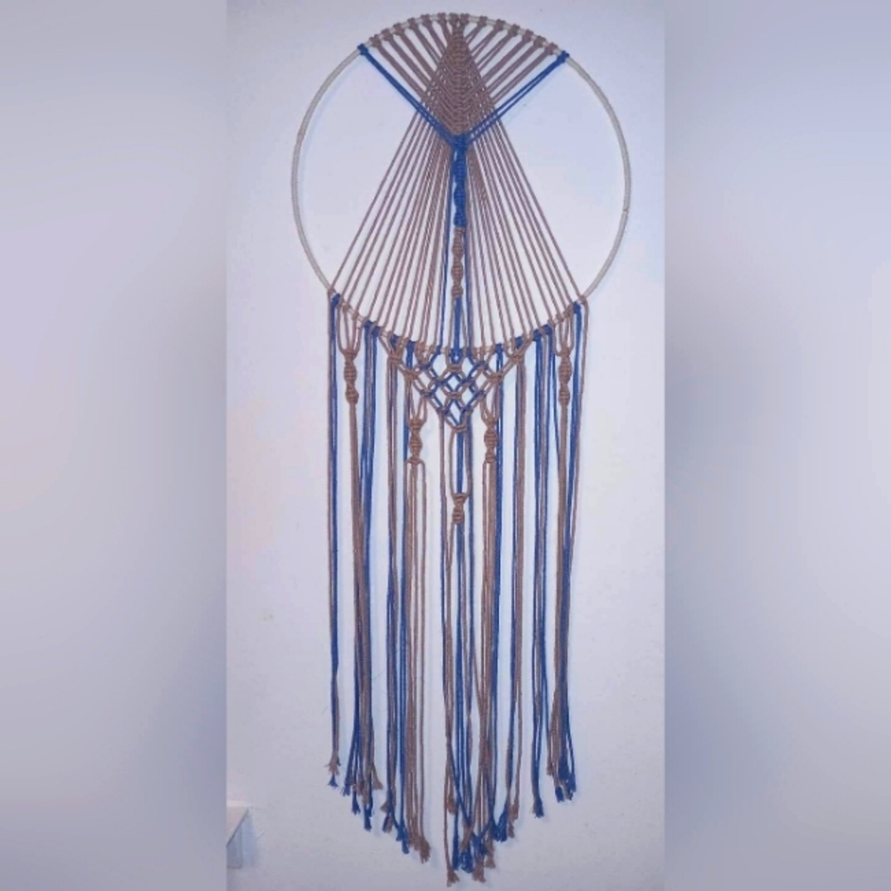 Large macrame design
